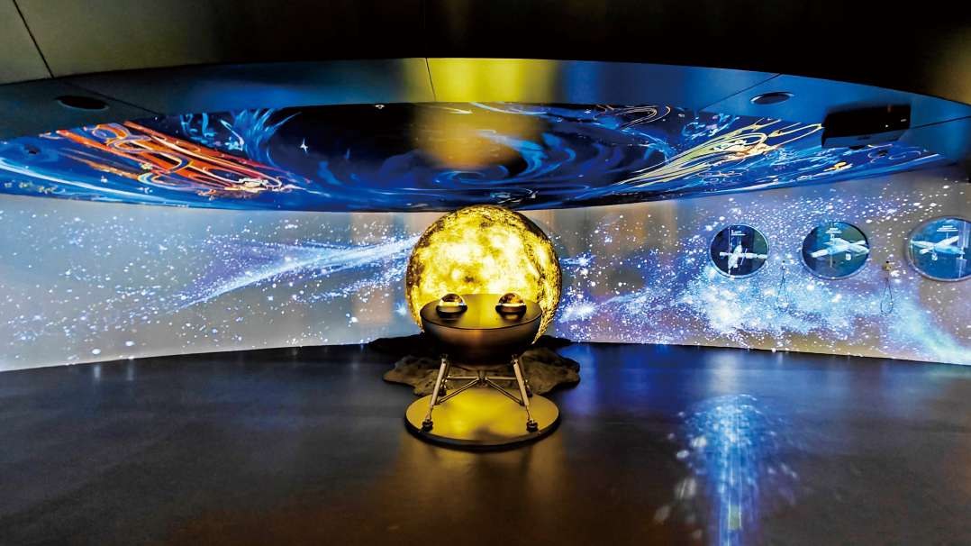 Expo 2025 Osaka — Gian Trung Quốc — máy chiếu laser Appotronics